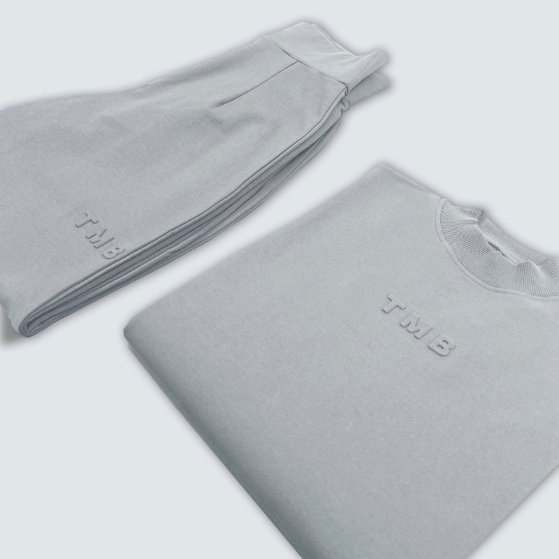 Set: Cosy T-Shirt  & Volume Pants